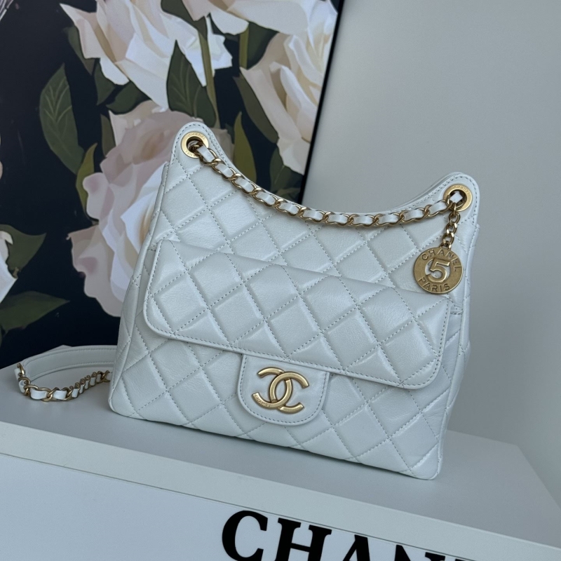 Ch**el hobo bags